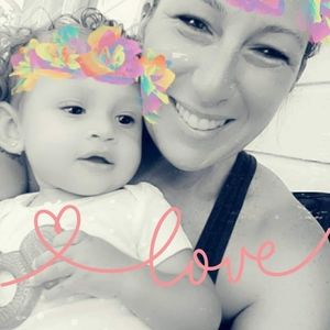 Meet your Posher, Carrie